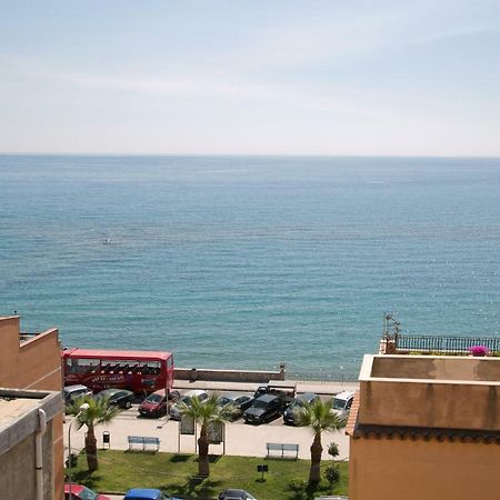 Lolita Holidays Giardini Naxos Exterior photo