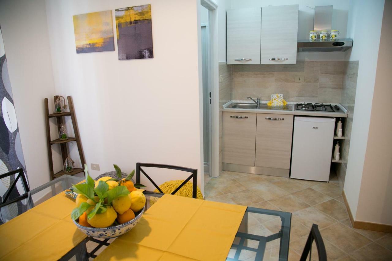 Lolita Holidays Giardini Naxos Exterior photo